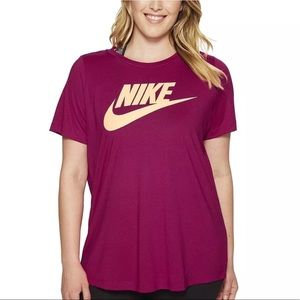 Nike Shirt Sportswear Essentials Soft Tee
